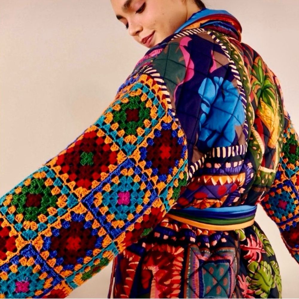 NEW FARM Rio Patchwork Tapestry Crochet Puffer Jacket Tropical Tie Belt Size XL